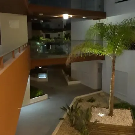 Апартаменти Apartamento De 2 En Portimao, Con Magnificas Vistas Al Lago, Acc... Портіман