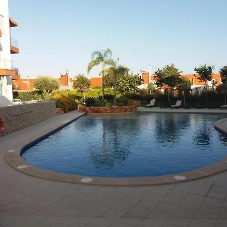 Апартаменти Apartamento De 2 En Portimao, Con Magnificas Vistas Al Lago, Acc... *